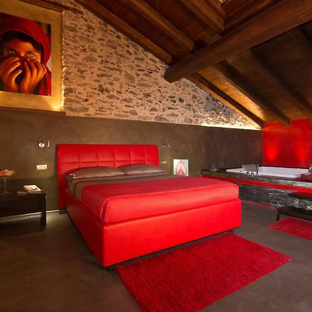 Sotto Le Stelle Hotel Pieve di Teco Eksteriør billede