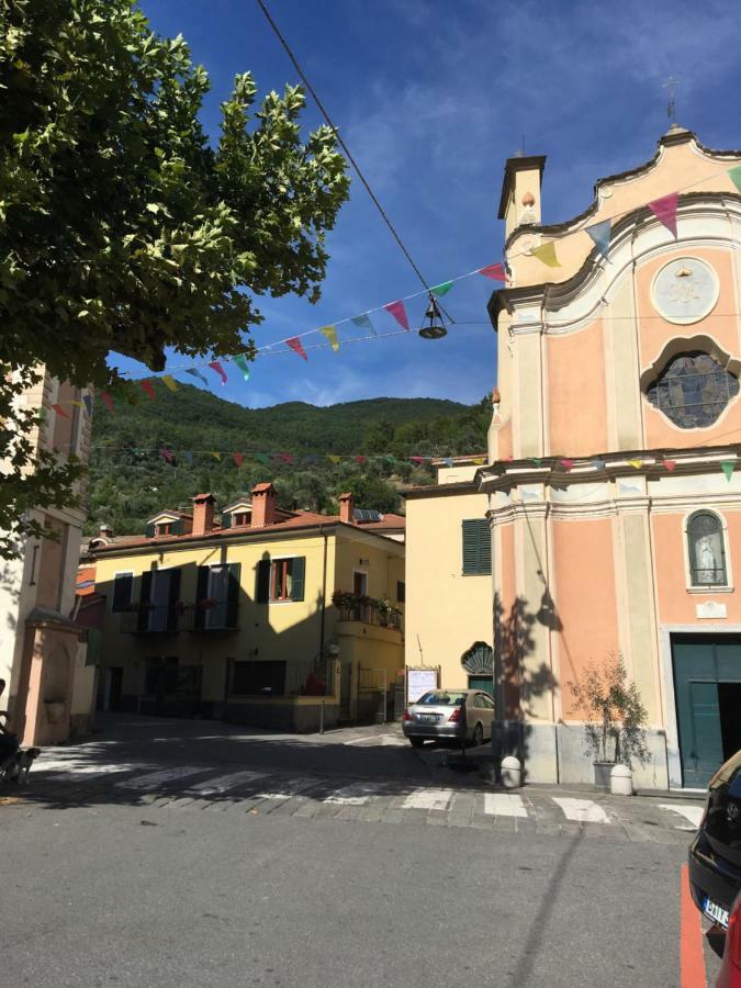 Sotto Le Stelle Hotel Pieve di Teco Eksteriør billede